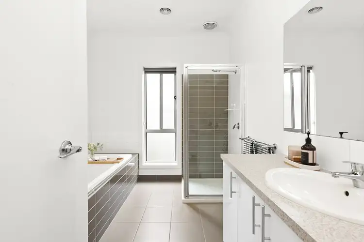 Fifth view of Homely townhouse listing, 522B Peel Street North, Black Hill VIC 3350