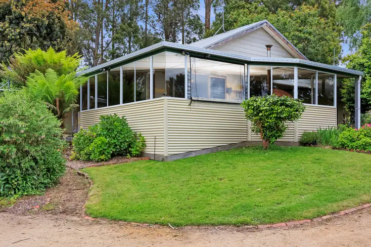 40 Livingston Road, Boolarra South VIC 3870