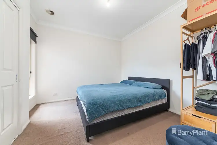 Fifth view of Homely unit listing, 2/17 Woods Close, Meadow Heights VIC 3048