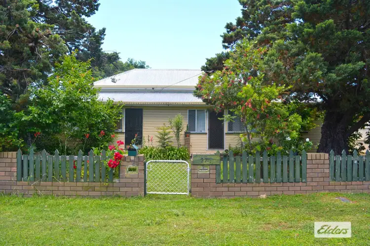 27 Locke Street, Warwick QLD 4370