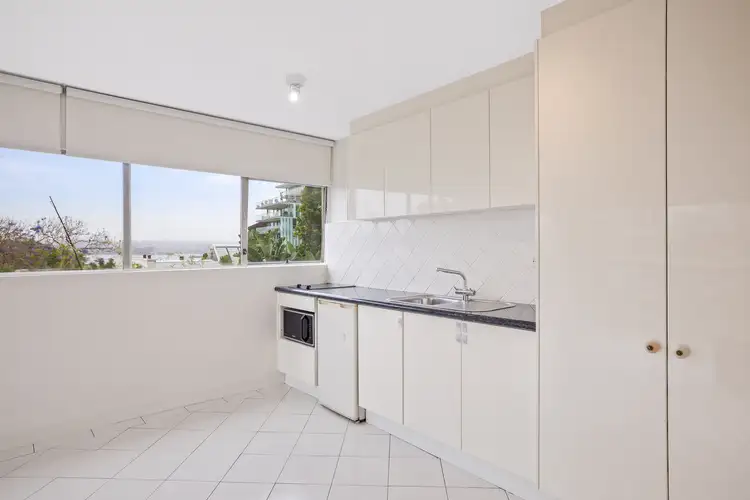 Fifth view of Homely studio listing, 12/40-44 Victoria Street, Potts Point NSW 2011