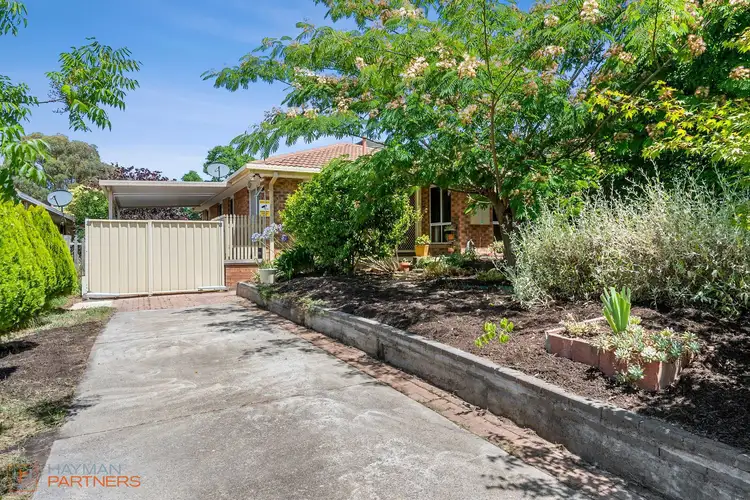 18 Revell Close, Gordon ACT 2906