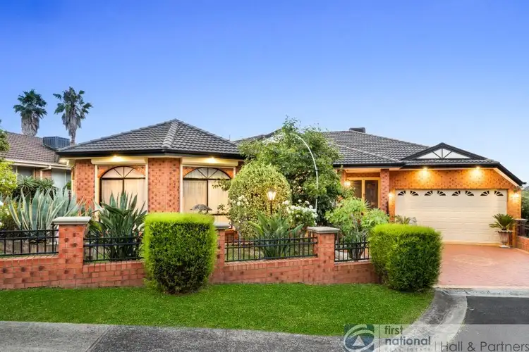 4 Oakleaf Place, Narre Warren South VIC 3805