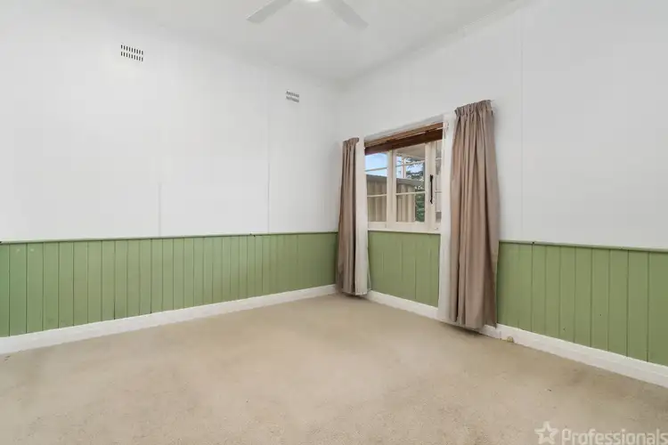 Sixth view of Homely house listing, 27 Binstead Street, Blayney NSW 2799