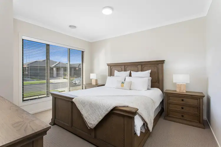 Sixth view of Homely house listing, 19 Havant Circuit, Charlemont VIC 3217