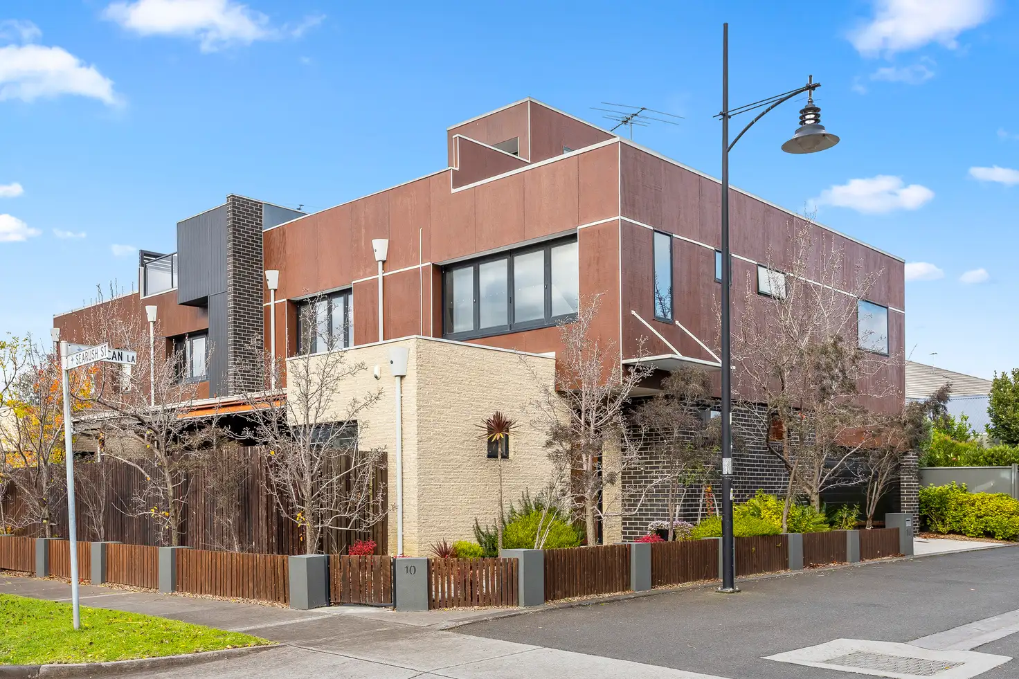 Main view of Homely townhouse listing, 10 Pelican Lane, Maribyrnong VIC 3032