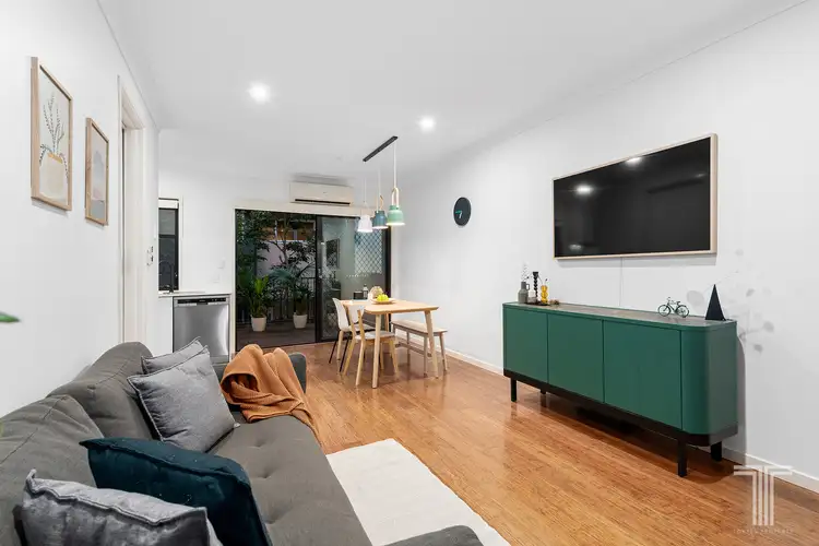 Fourth view of Homely townhouse listing, 2/11 Kennington Road, Camp Hill QLD 4152