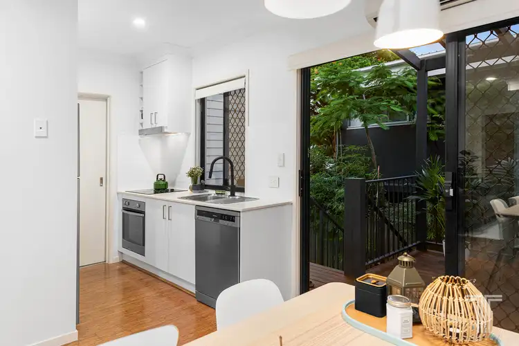 Sixth view of Homely townhouse listing, 2/11 Kennington Road, Camp Hill QLD 4152