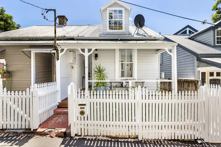 4 Sardinia Place, Birchgrove NSW 2041