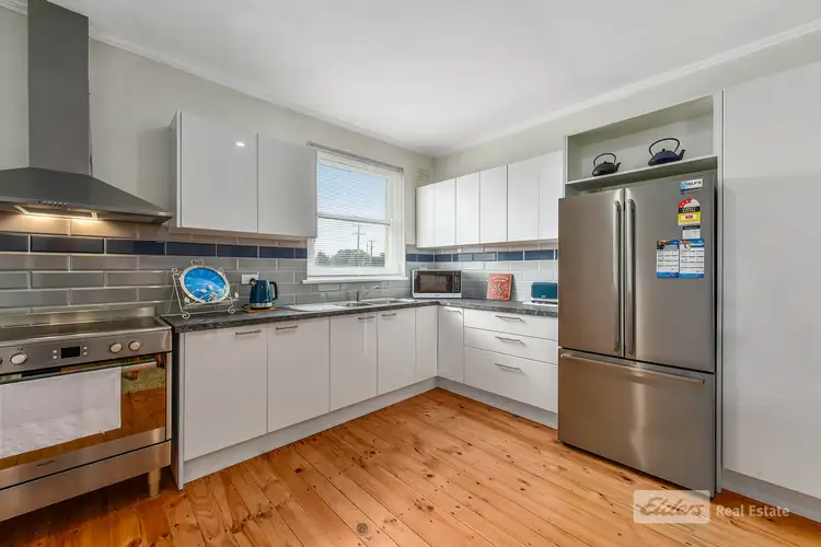 25 Ramsay Street, Millicent SA 5280