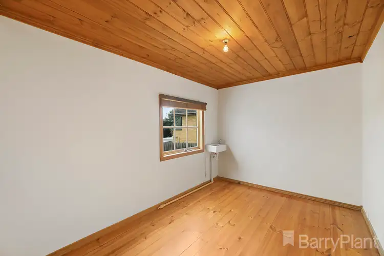 Fifth view of Homely house listing, 18 Sinclair Street, Drouin VIC 3818
