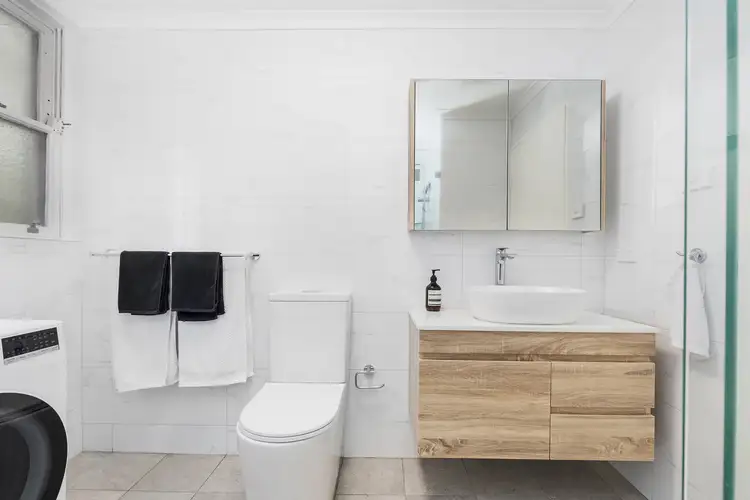 Fifth view of Homely unit listing, 4/705 Pacific Highway, Gordon NSW 2072
