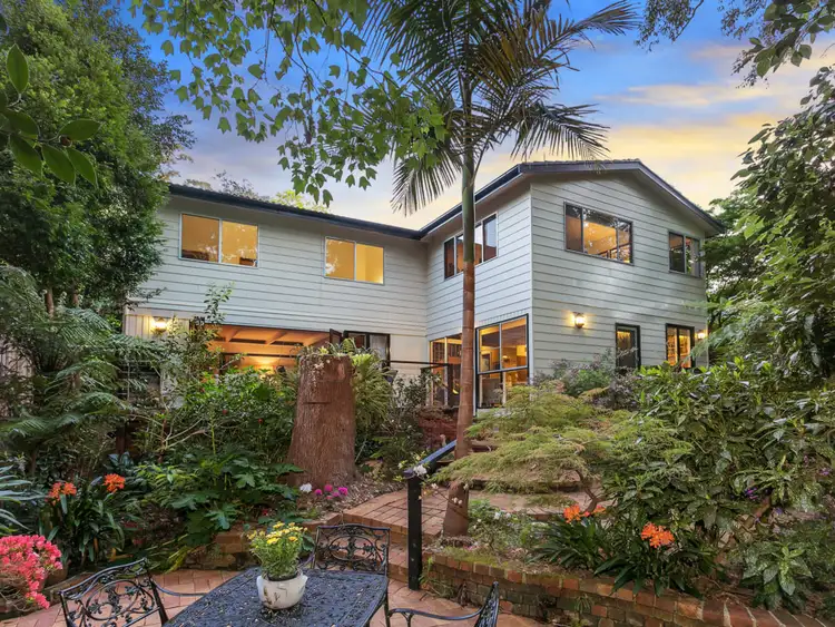 33 Carcoola Crescent, Normanhurst NSW 2076