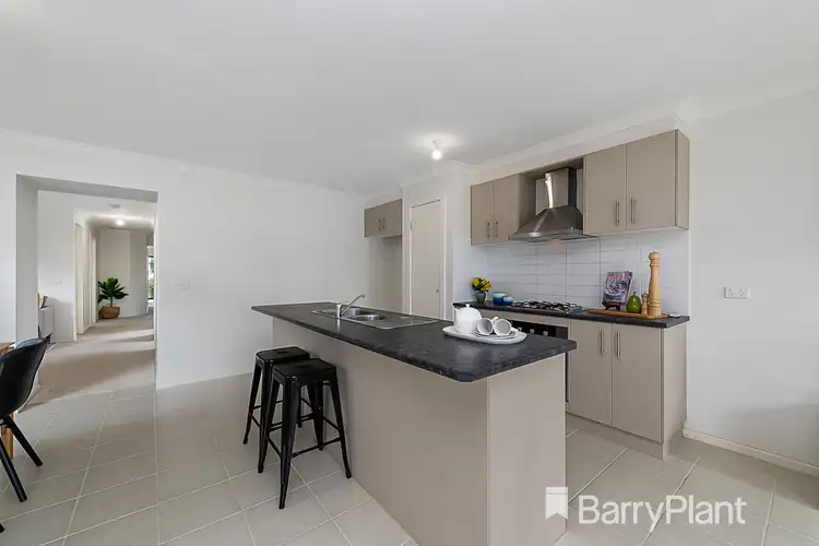 Sixth view of Homely unit listing, 7A Maryann Way, Tarneit VIC 3029
