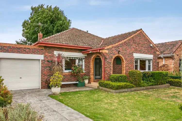 33 Turner Street, Pascoe Vale South VIC 3044
