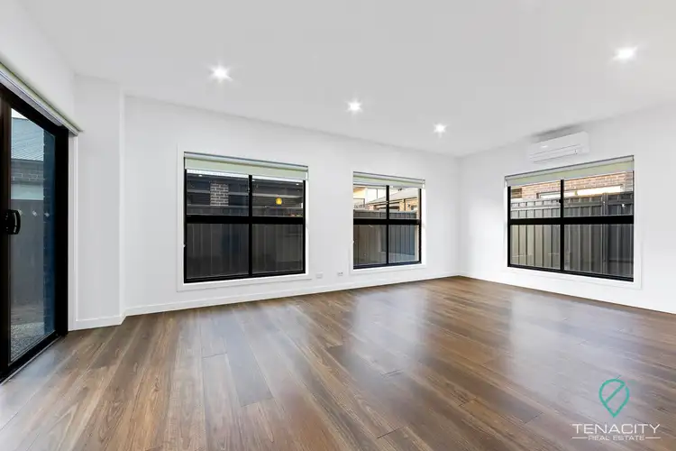 Fifth view of Homely house listing, 6 Lords Way, Strathtulloh VIC 3338