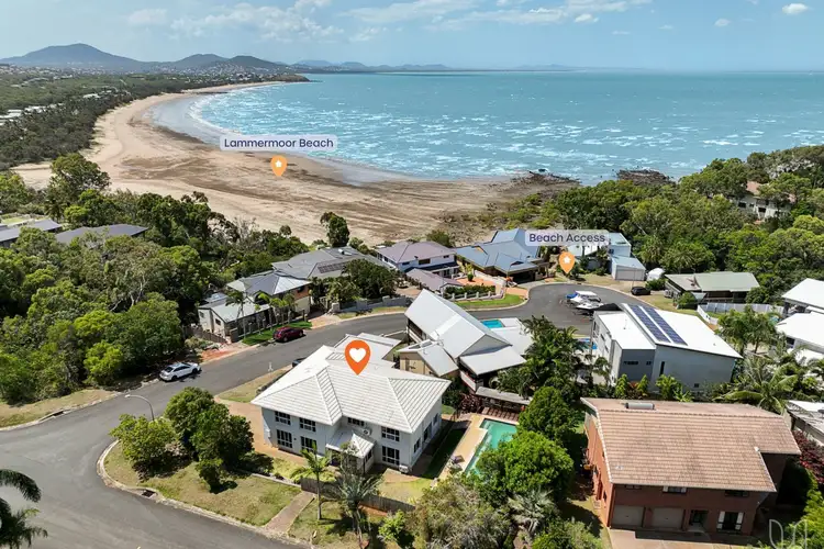 2 Rosslyn Close, Lammermoor QLD 4703