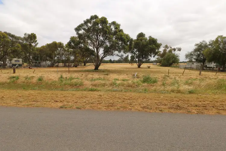 21 Gunyah Flat Road, Charlton VIC 3525
