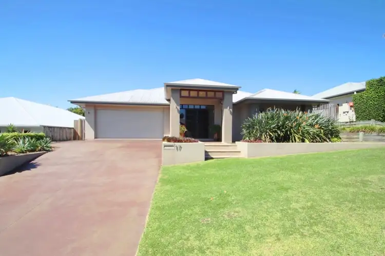 17 Zeus Circuit, Coomera Waters QLD 4209