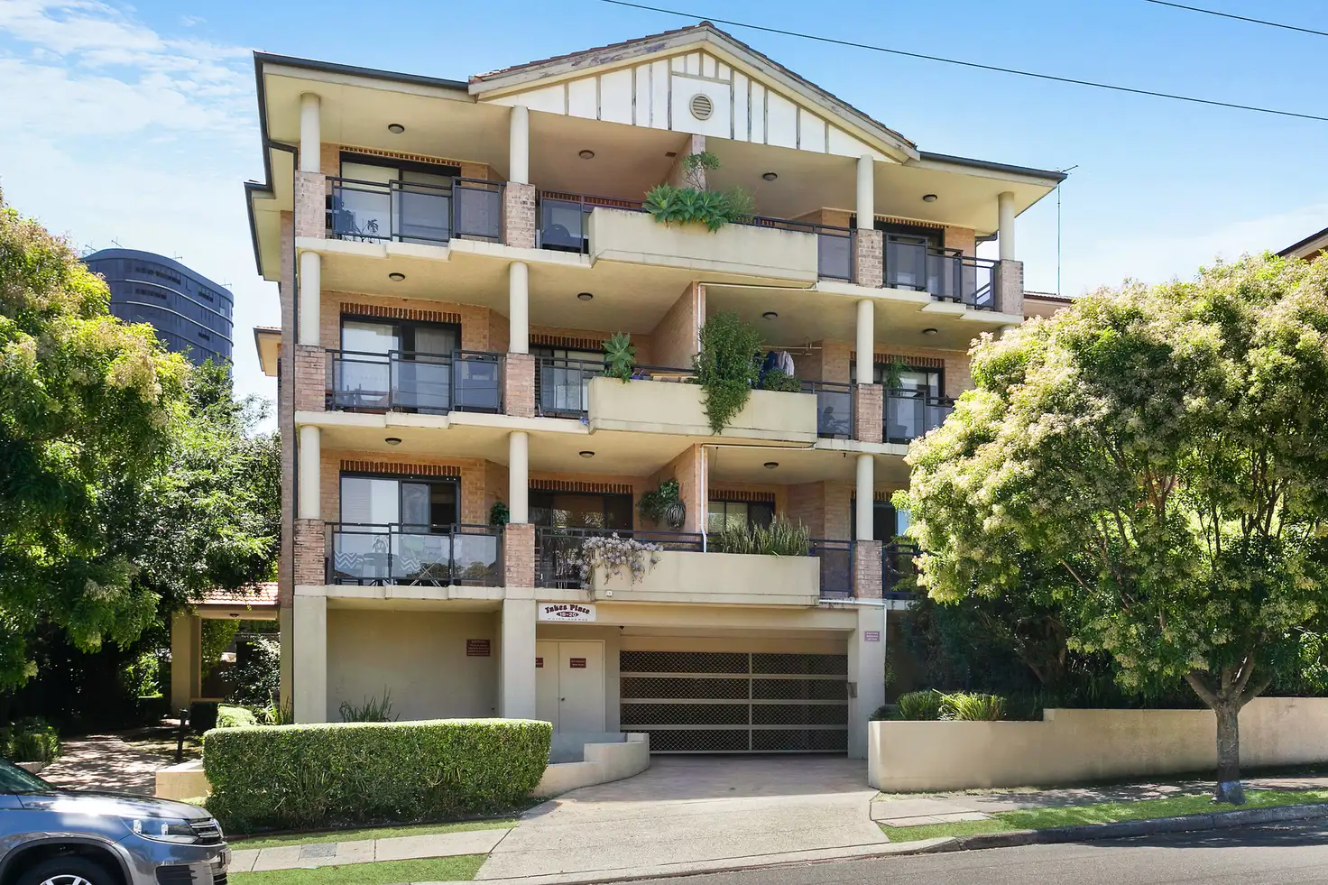 Main view of Homely unit listing, 8/18-20 Woids Avenue, Hurstville NSW 2220