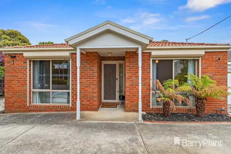 1/17 Sarton Road, Clayton VIC 3168