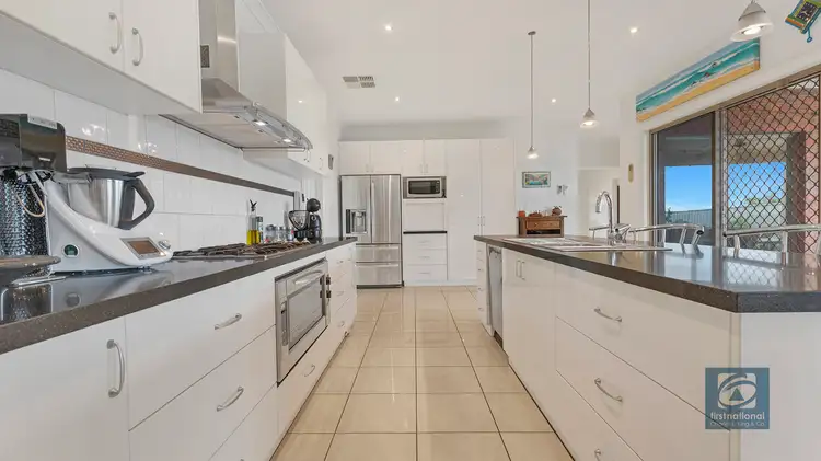 Fifth view of Homely house listing, 1 Wren Court, Echuca VIC 3564