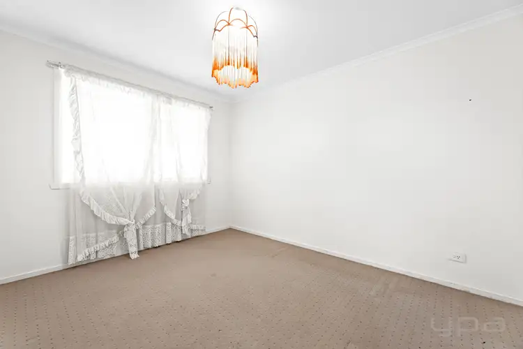 Fifth view of Homely house listing, 39 Iluka Drive, Werribee VIC 3030