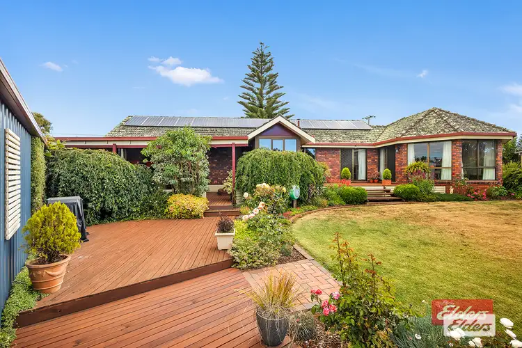 137 South Road, Penguin TAS 7316