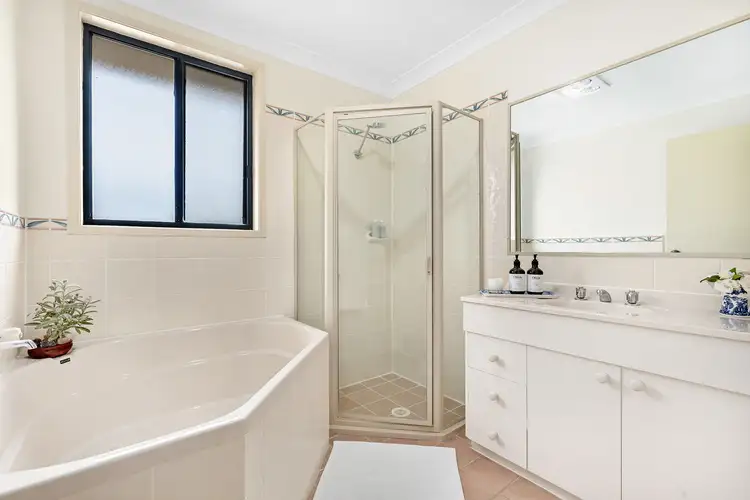 Sixth view of Homely house listing, 2/11 Yarra Vista Court, Yarrawarrah NSW 2233