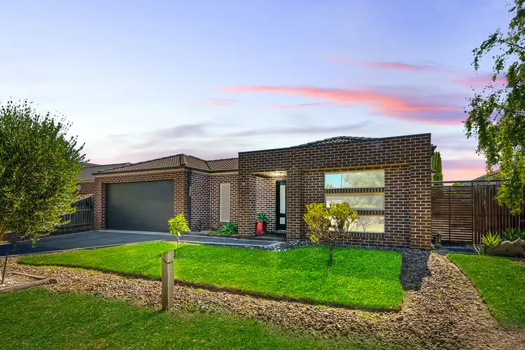 13 Margaret Place, Taylors Hill VIC 3037