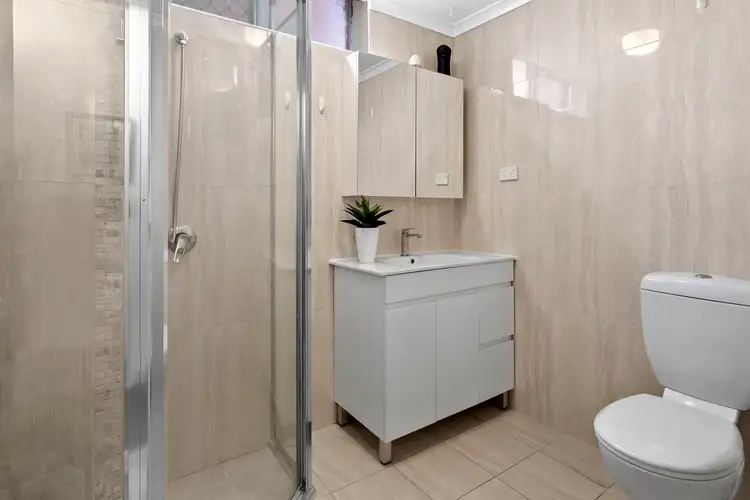 Fifth view of Homely apartment listing, 2/7 Fairway Close, Manly Vale NSW 2093