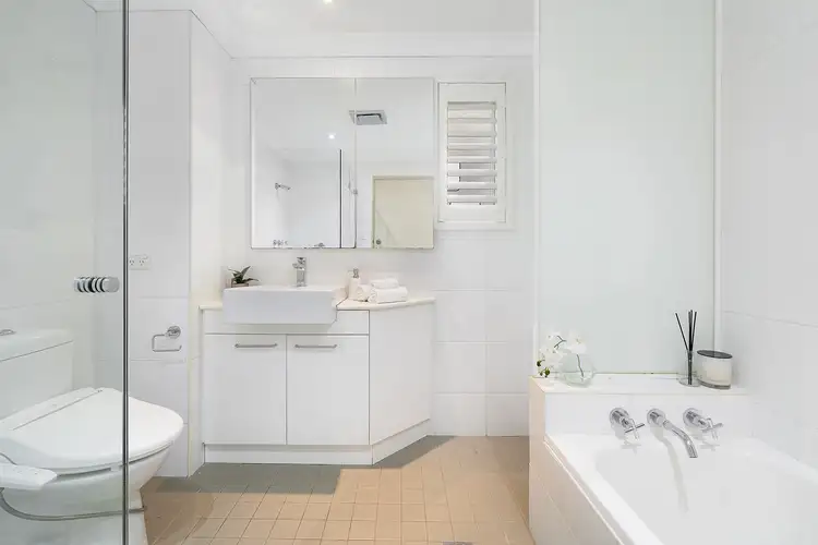 Fifth view of Homely apartment listing, 8/66 Ben Boyd Road, Neutral Bay NSW 2089