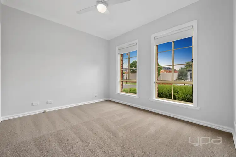 Fifth view of Homely house listing, 2/2 Joybells Crescent, Tarneit VIC 3029