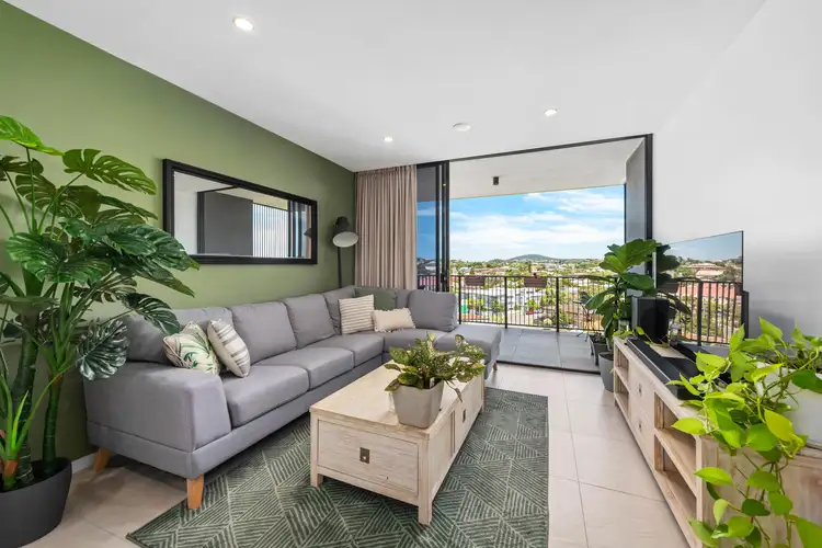 708/8 Zillah Street, Greenslopes QLD 4120