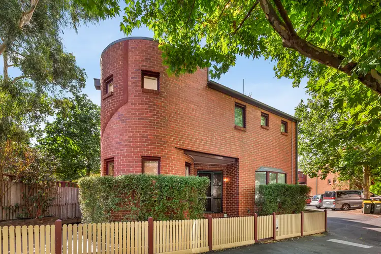 42 Little Bendall Street, Kensington VIC 3031