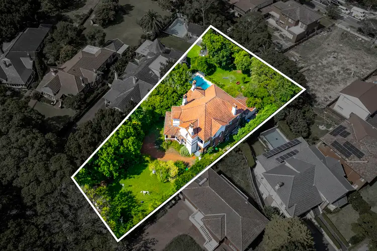3 Appian Way, Burwood NSW 2134