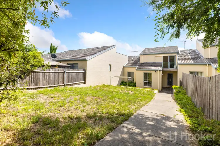 Sixth view of Homely townhouse listing, 11/11 Doeberl Place, Karabar NSW 2620
