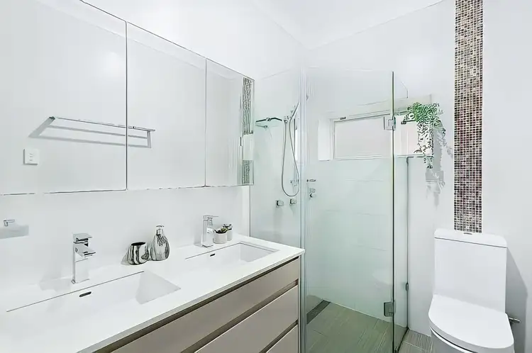 Third view of Homely apartment listing, 5/51 Kings Road, Brighton-Le-Sands NSW 2216