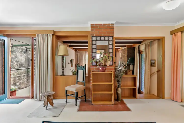 Main view of Homely house listing, 10 Wylie Street, Narrabundah ACT 2604