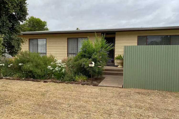 20 Kaye Street, Charlton VIC 3525