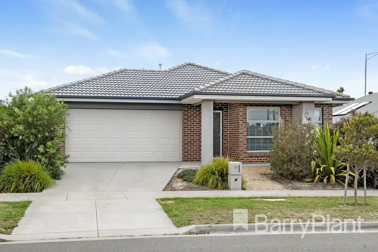 33 Wilmott Street, Lucas VIC 3350