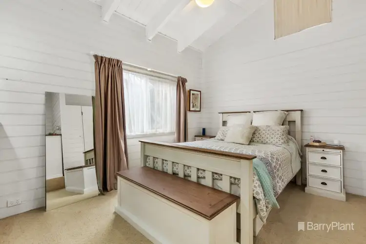 Fifth view of Homely house listing, 2 Shalimar Crescent, Boronia VIC 3155