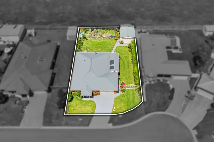 Second view of Homely house listing, 8 Saxby Court, Traralgon VIC 3844