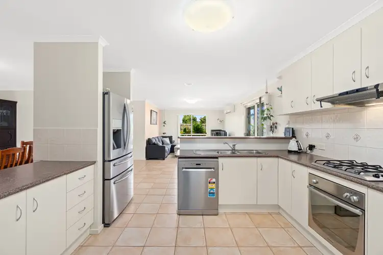 Sixth view of Homely house listing, 8 Saxby Court, Traralgon VIC 3844