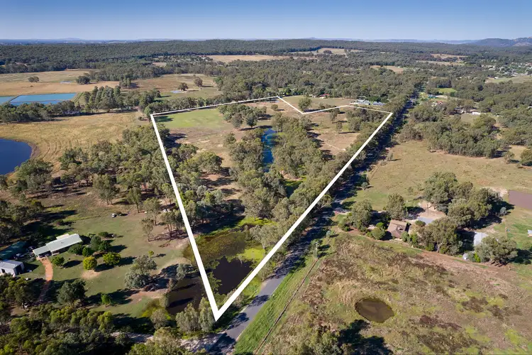 42 MacKay Street, Chiltern VIC 3683
