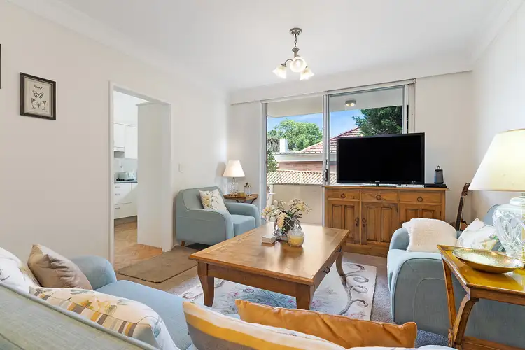 Third view of Homely apartment listing, 2/323 Sailors Bay Road, Northbridge NSW 2063