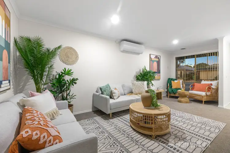 Third view of Homely house listing, 8 Mallee Circuit, Pakenham VIC 3810