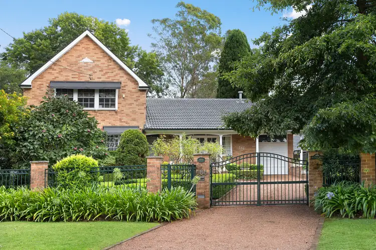 186 Warrimoo Avenue, St Ives NSW 2075