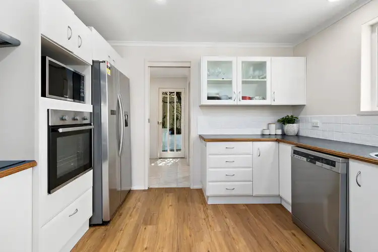 Sixth view of Homely house listing, 8 Whitehead Court, Lakelands NSW 2282
