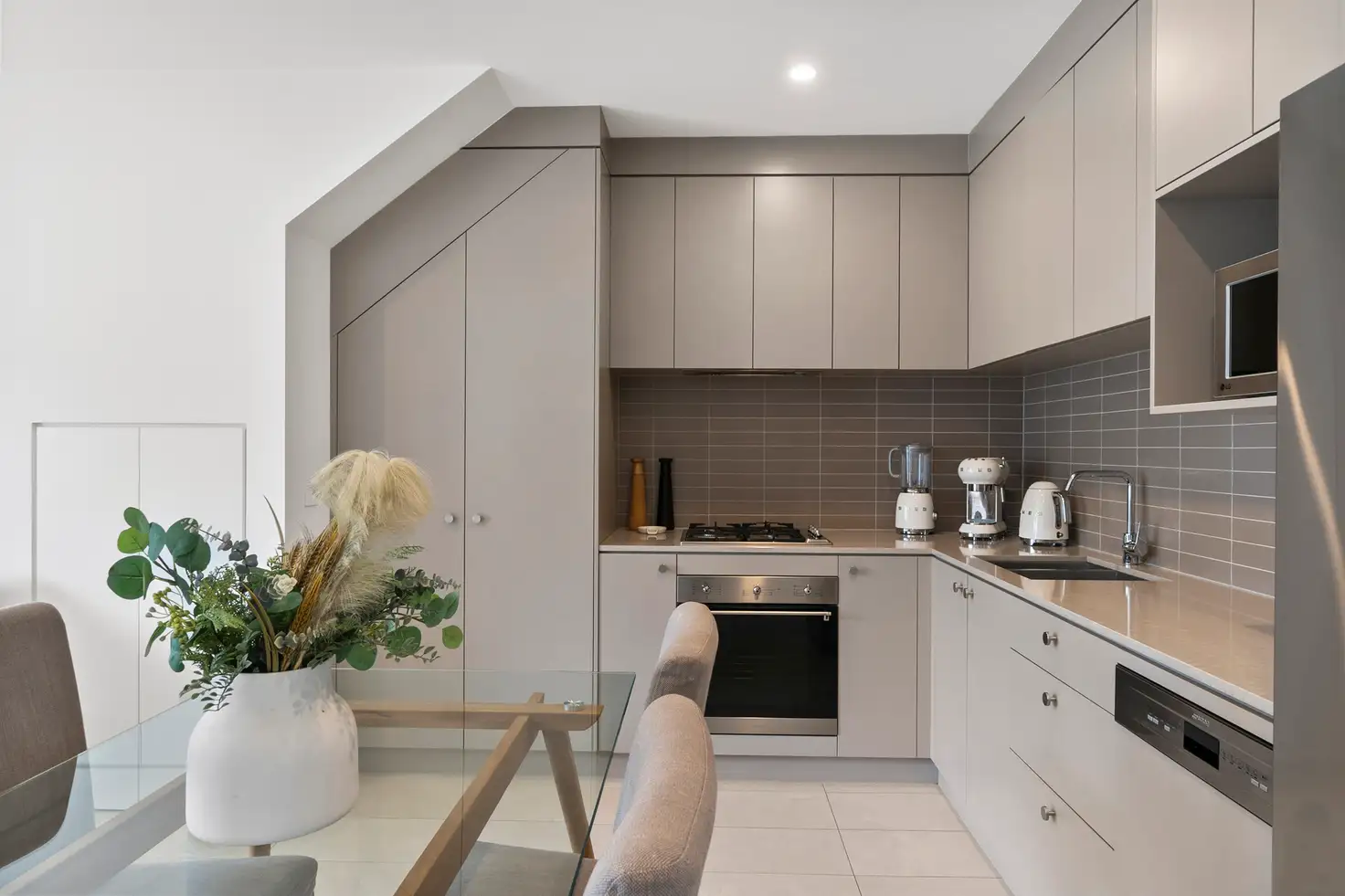 Main view of Homely townhouse listing, 18 Carcoar Terrace, Watson ACT 2602